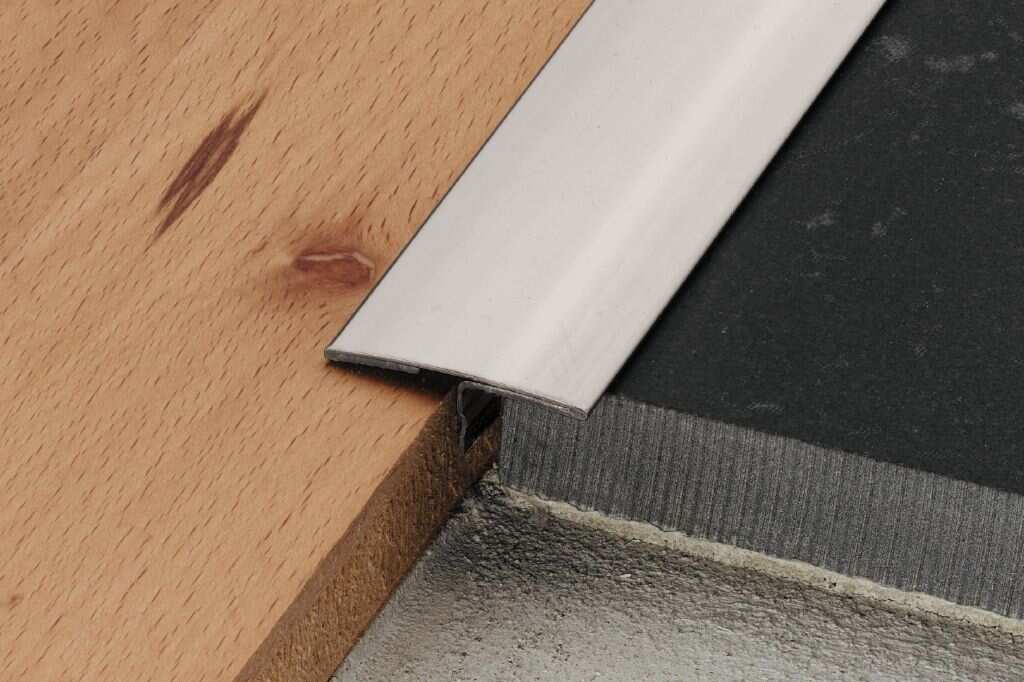 Schluter Reno Threshold Transitions
