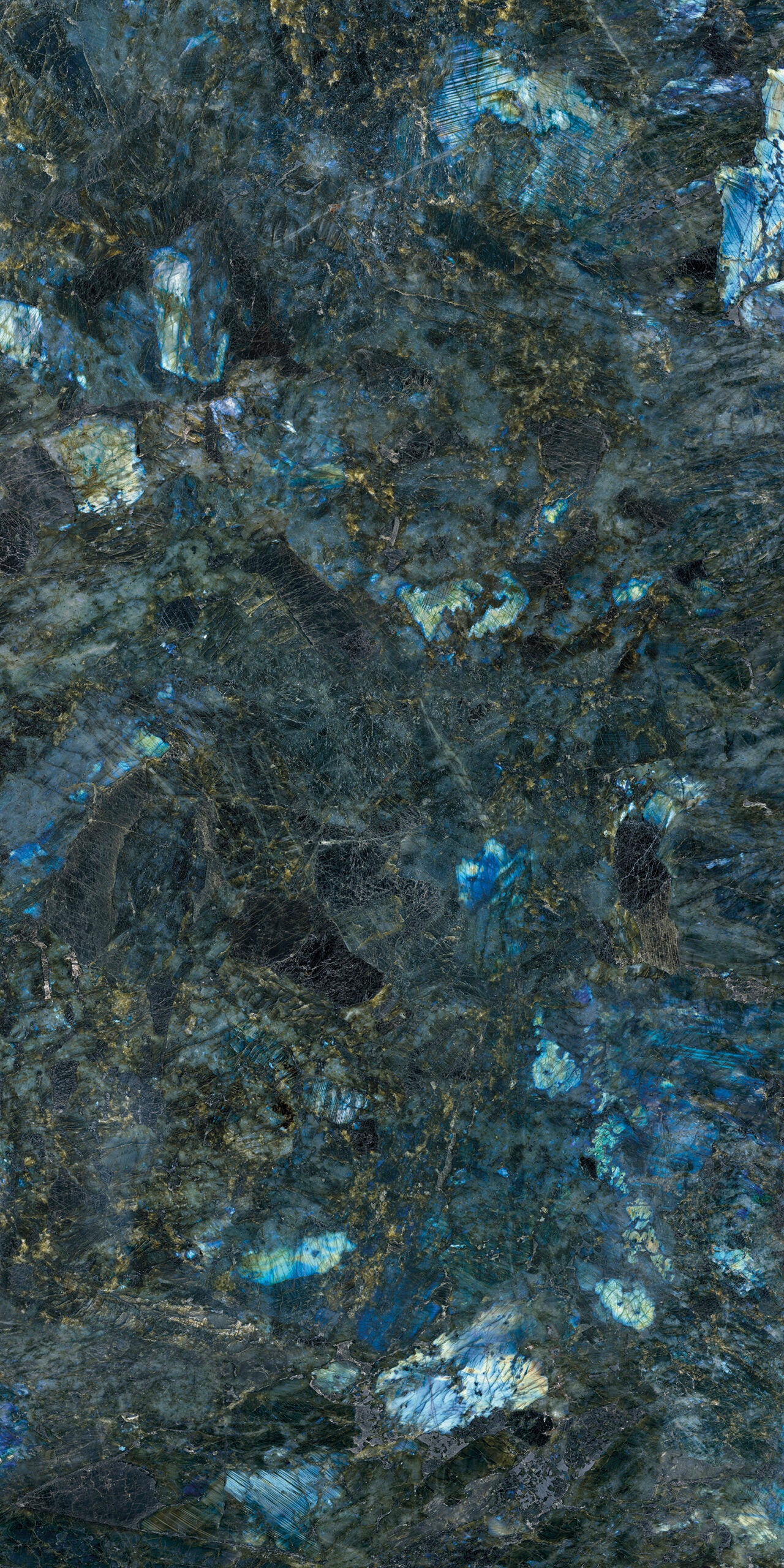 aurora-labradorite-polished