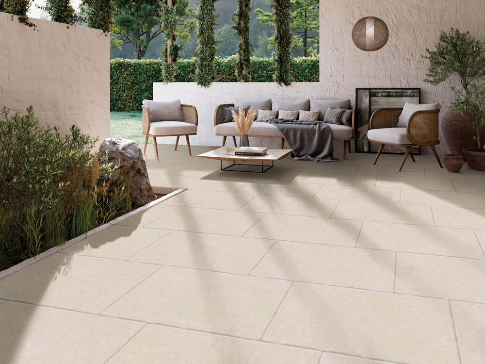 Charlbury Bone Tumbled Grip R11