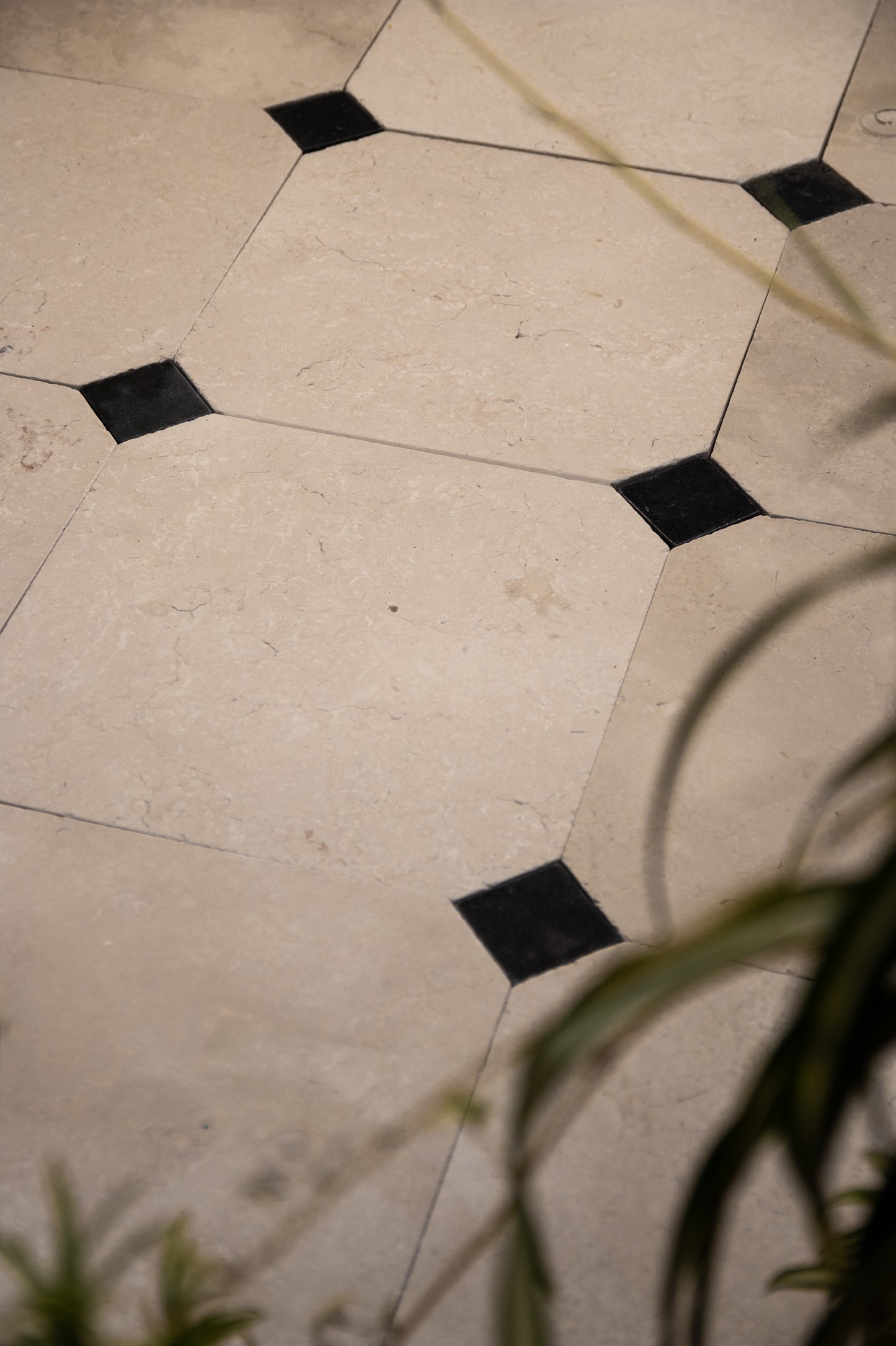 Elsham Limestone Octagon & Dot Tumbled Finish