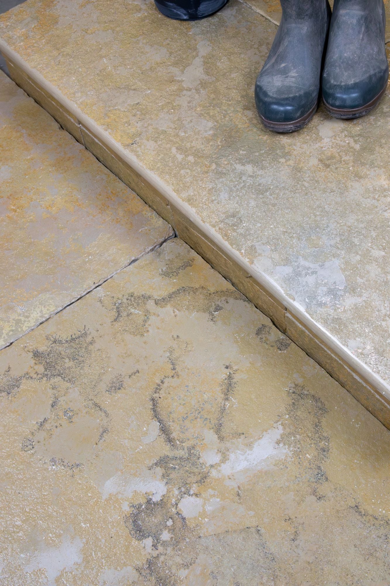 Elkstone Yellow Worn & Tumbled