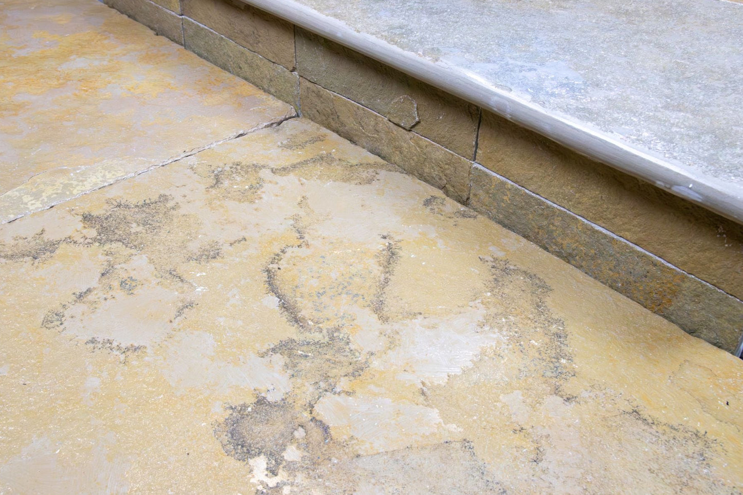 Elkstone Yellow Worn & Tumbled