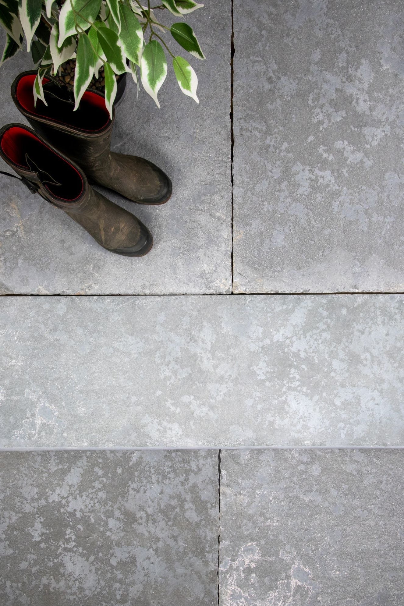 Elkstone Grey Worn & Tumbled