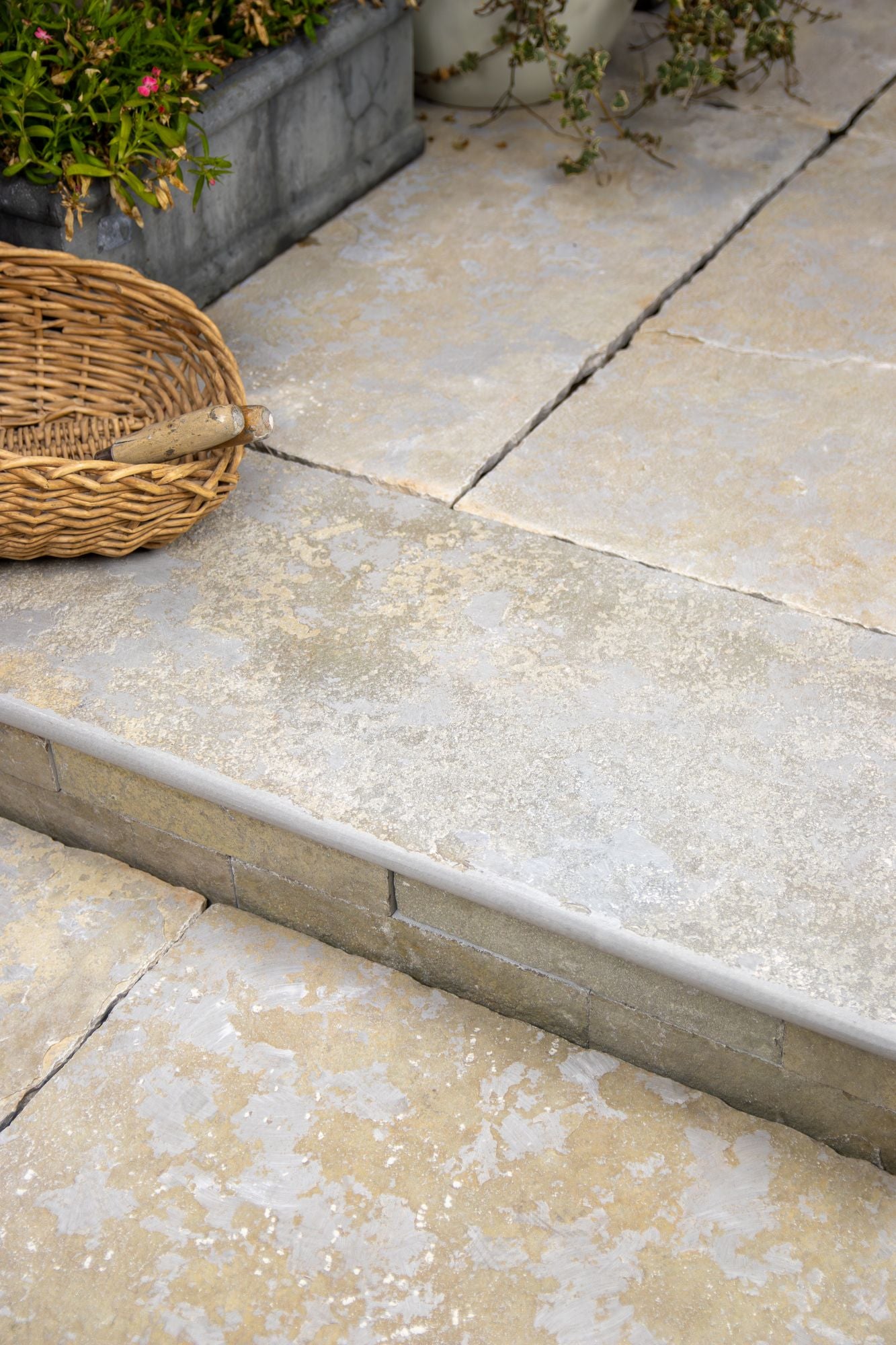 Elkstone Yellow Worn & Tumbled