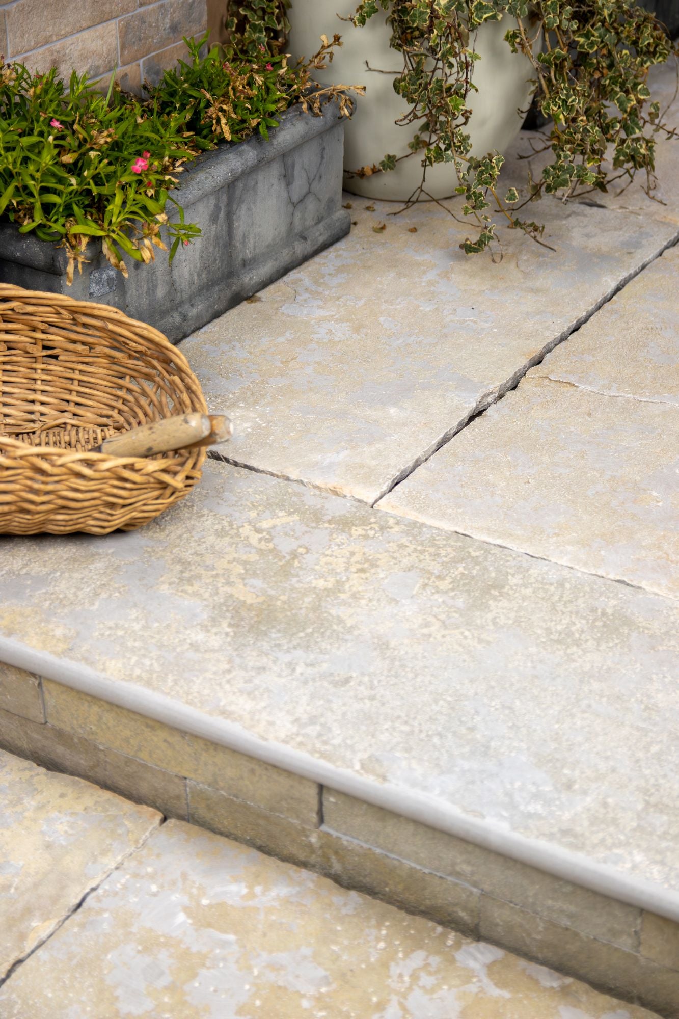 Elkstone Yellow Worn & Tumbled Bullnose Step With Drainage Groove