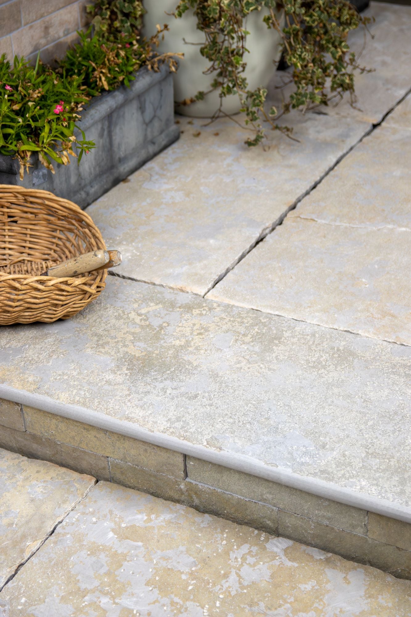 Elkstone Yellow Worn & Tumbled