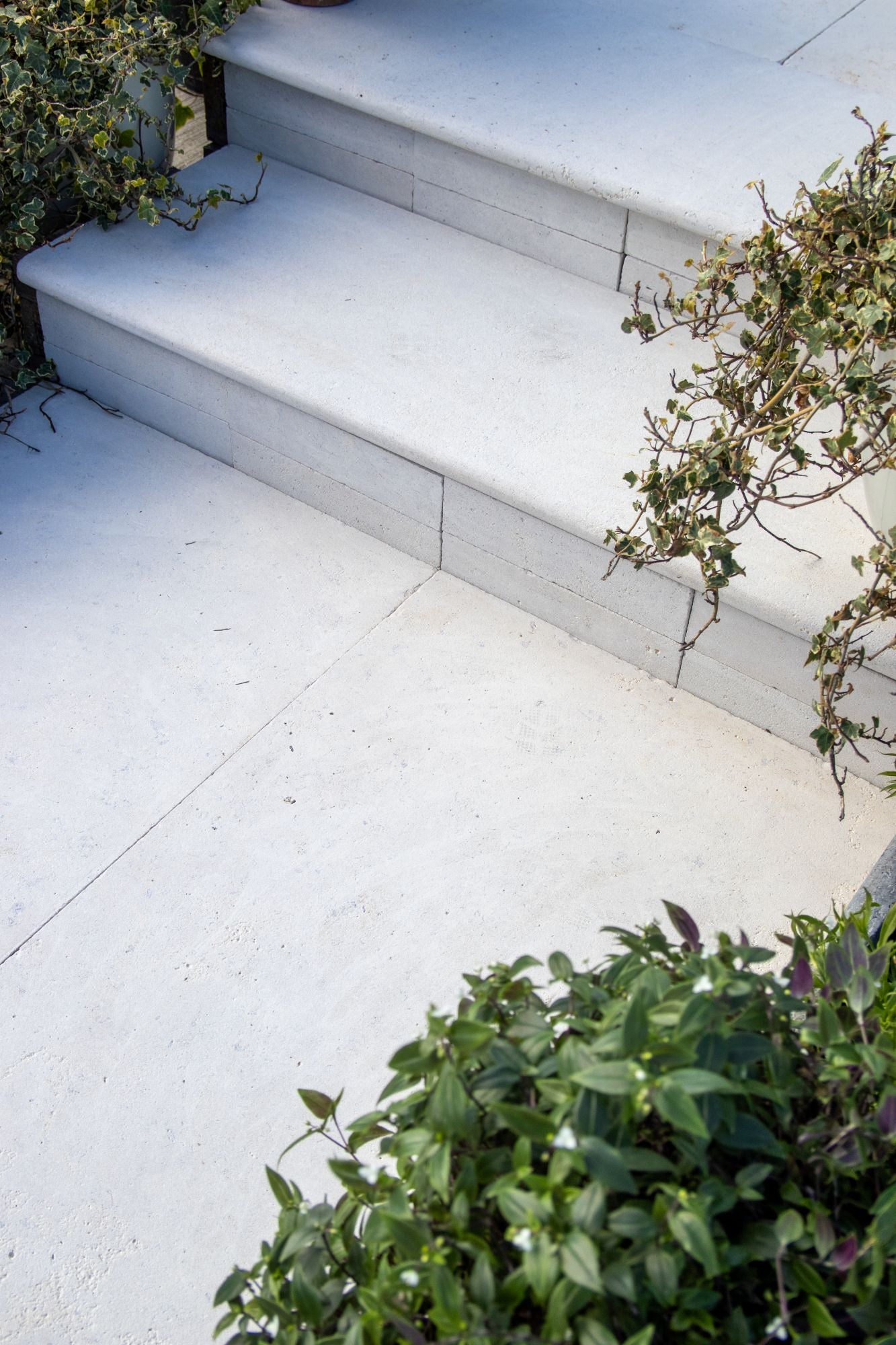 Selborne Limestone Bullnose Step Weathered Finish with Rain Drip
