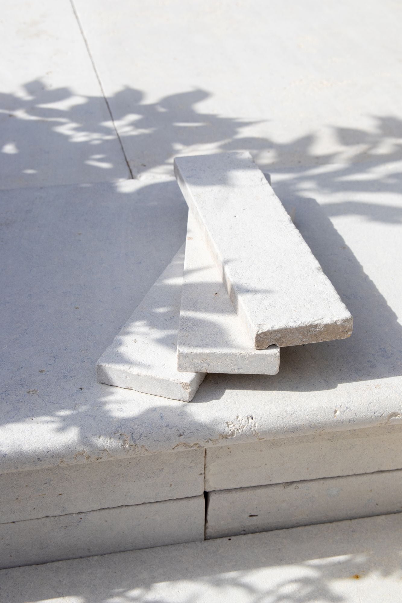 Selborne Limestone Weathered Finish Brick