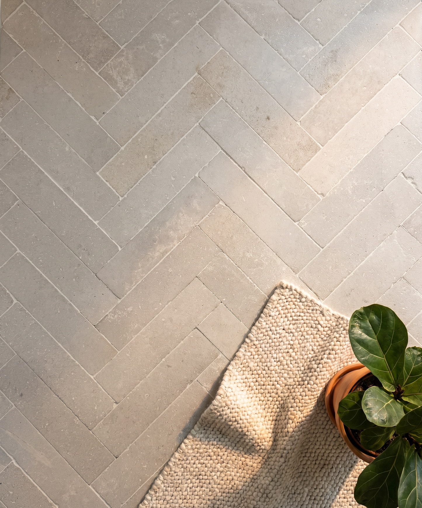 Selborne Limestone Weathered Finish Brick