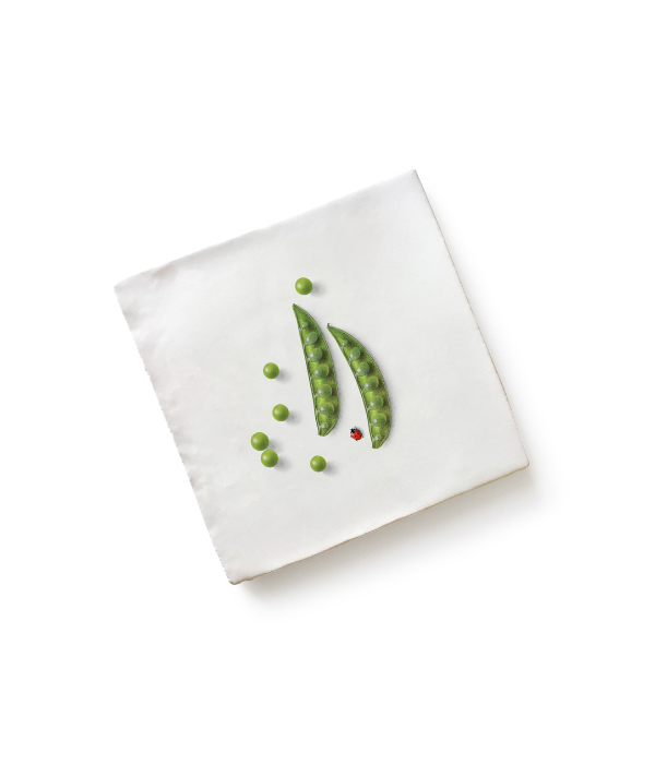 Load image into Gallery viewer, Angove Menagerie Ceramic Peas in a Pod
