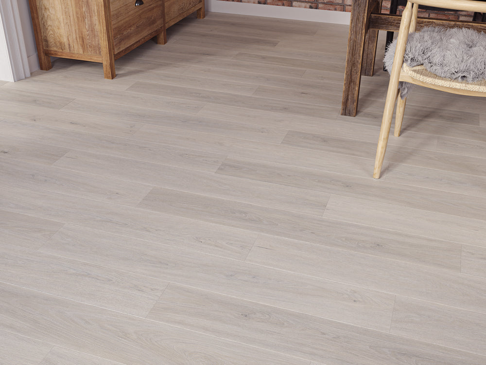 Benmore Light Grey Oak Plank 6.5/0.5mm Click SPC