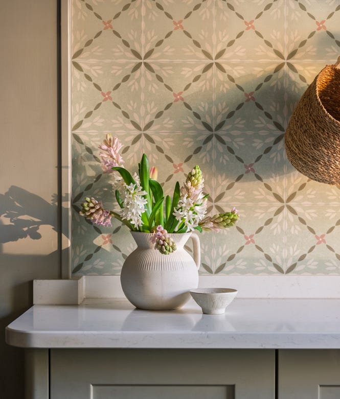 Aventuras Porcelain Porto Olive 