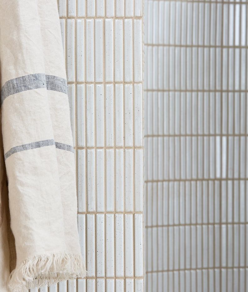 bamboo-porcelain-mosaic-vintage-white-gloss-finish