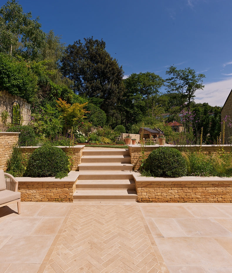 buscot-limestone-tumbled-&-etched-finish