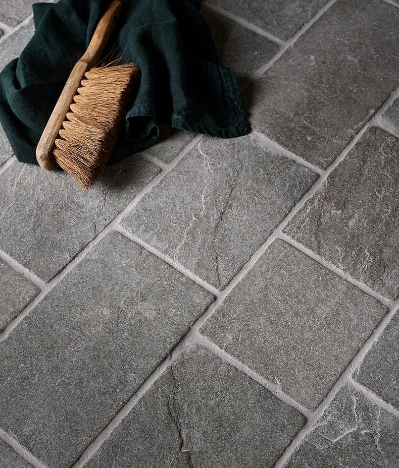 galway-cobble-seasoned-finish