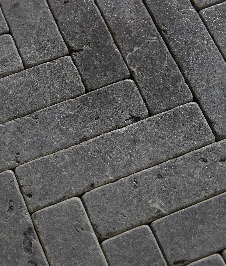 hazlebury-klinkers-tumbled-&-etched-finish