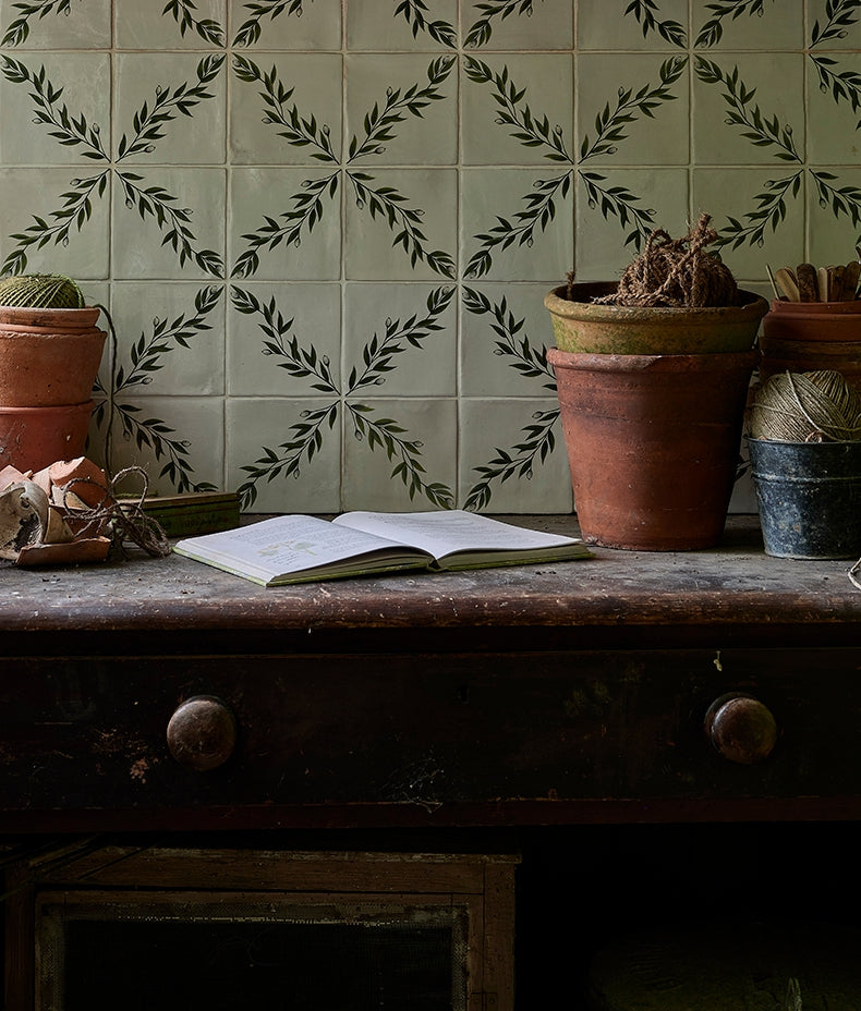 studio-nonna’s-kitchen-floreale-gloss-finish