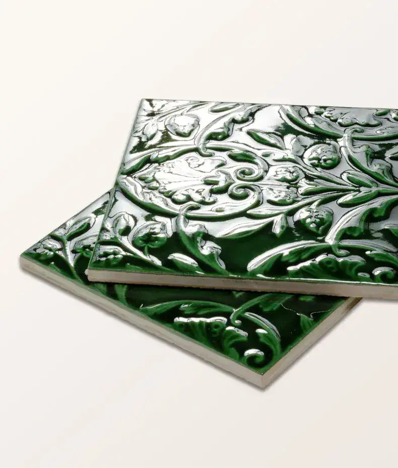 victorian-style-wall-hampton-court-vines-olive-green-gloss-finish