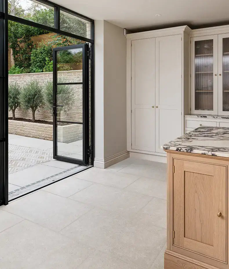 wychwood-claire-matt-finish