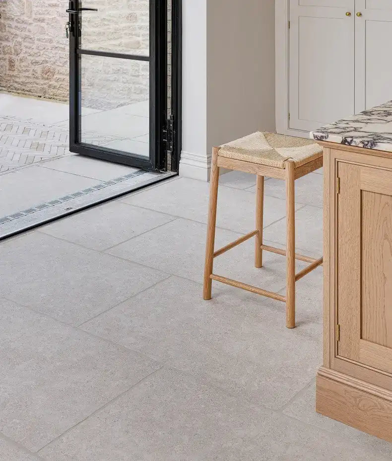 wychwood-claire-matt-finish