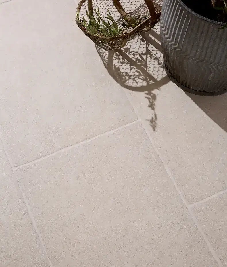 wychwood-claire-paving-textured-finish