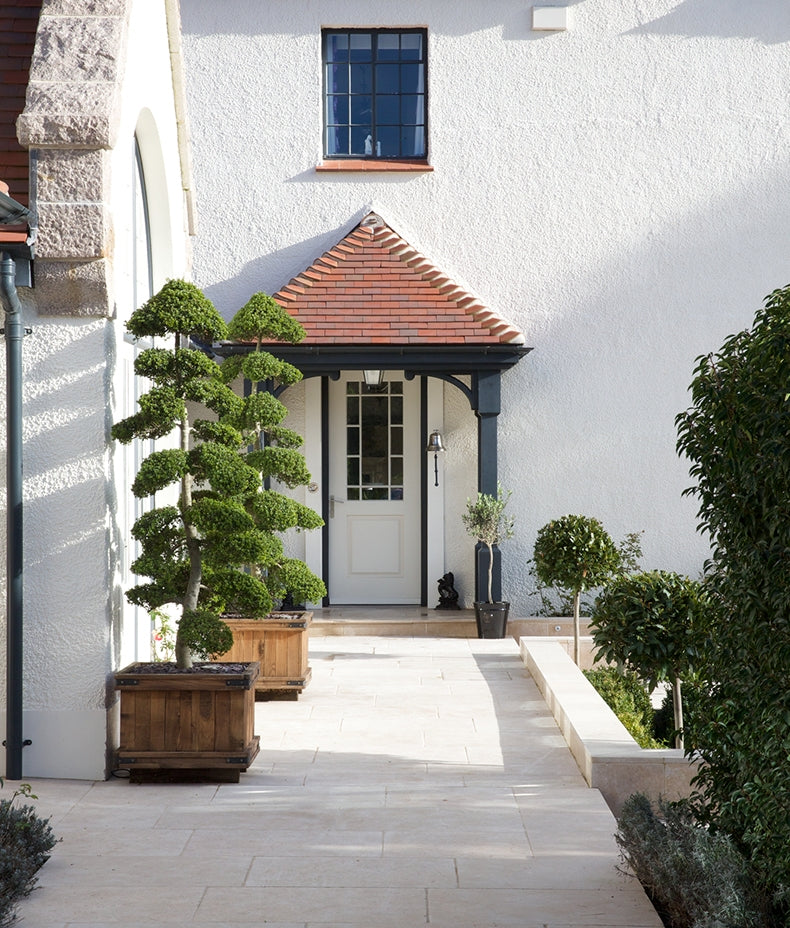 wychwood-paving-tumbled-&-etched-finish