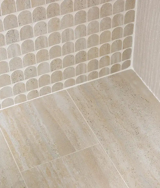 Zahara Arch Mosaic Matt Finish - Cream/Off-White Travertine Effect ...